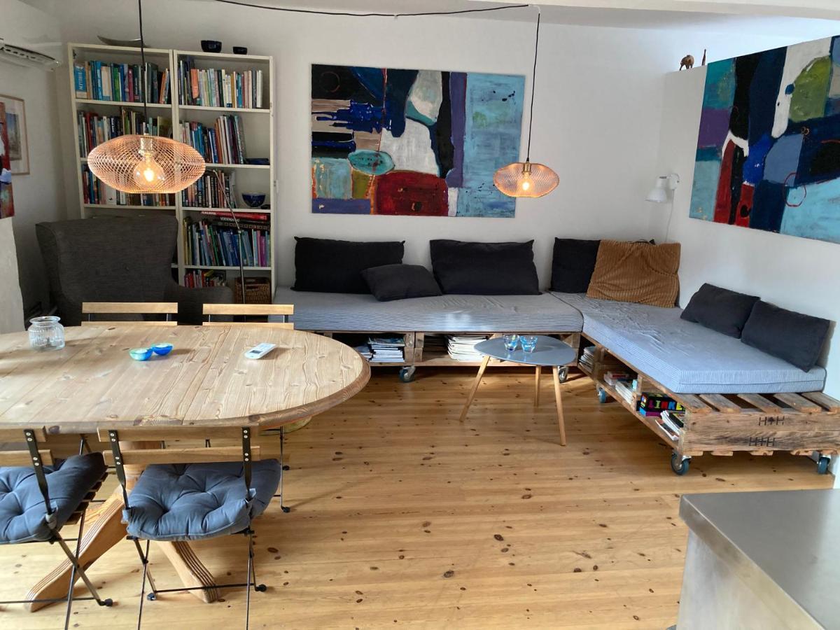 Charmerende Byhus I Praesto Centrum Luaran gambar